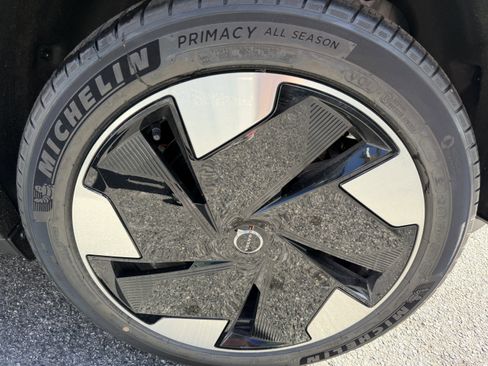 New 2026 Volvo EX30 Plus image 27