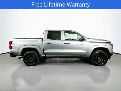 New 2026 Chevrolet Colorado W/T AWD/4WD image 9