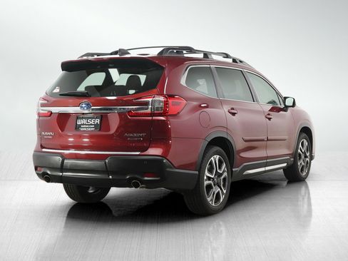 Used 2023 Subaru Ascent Limited w/ Technology Package AWD/4WD image 5