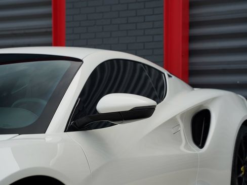 Used 2025 Lotus Emira RWD image 10