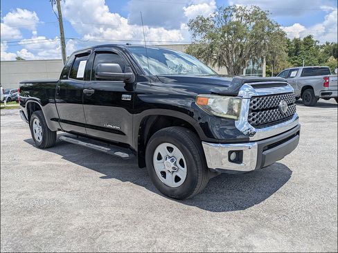 Used 2019 Toyota Tundra SR5 w/ SR5 Upgrade Package AWD/4WD image 2