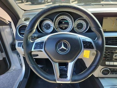 Used 2014 Mercedes-Benz C 250 Sedan image 27