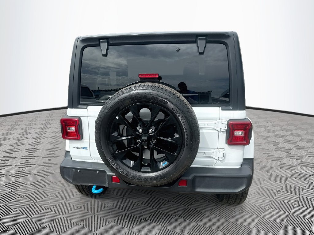 Certified 2023 Jeep Wrangler Unlimited Sahara w/ Cold Weather Group AWD/4WD image 7