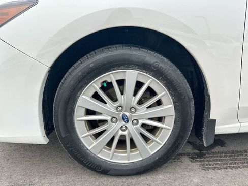Used 2018 Subaru Impreza 2.0i Premium image 19