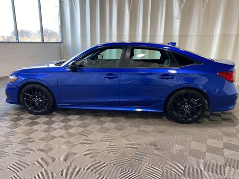 Used 2023 Honda Civic Sport image 9