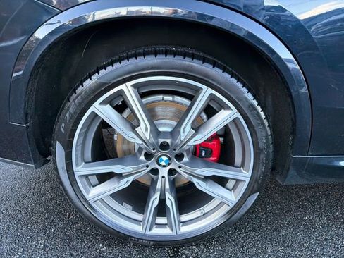 Used 2021 BMW X5 M50i image 13