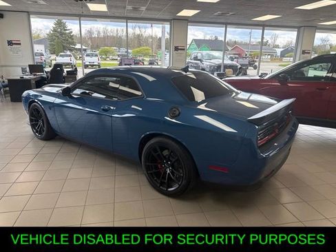 Used 2023 Dodge Challenger SRT Hellcat w/ Driver Convenience Group RWD image 3