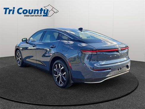 Used 2025 Toyota Crown Limited image 6