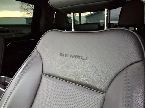 Used 2024 GMC Sierra 1500 Denali w/ Denali Reserve Package AWD/4WD image 19