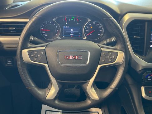 Used 2021 GMC Acadia SLE image 36