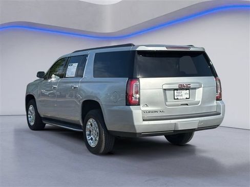 Used 2019 GMC Yukon XL SLT w/ Open Road Package RWD image 7