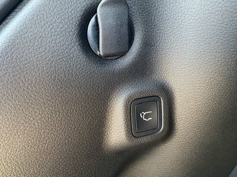 New 2026 Jeep Compass Limited AWD/4WD image 11