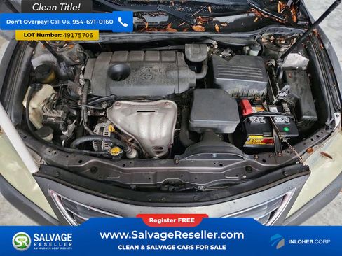 Used 2011 Toyota Camry XLE w/ XLE Extra-Value Pkg #2 FWD image 15