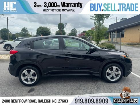 Used 2019 Honda HR-V LX image 7