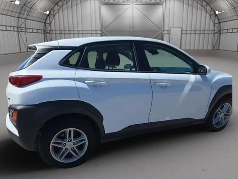 Used 2021 Hyundai Kona SE AWD/4WD image 4