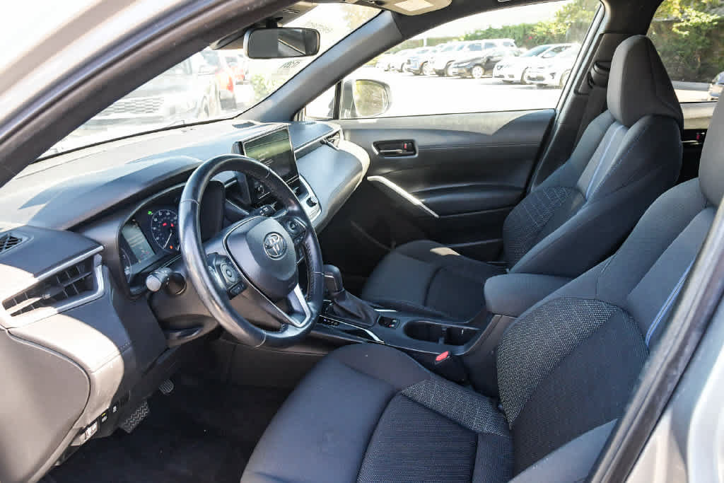 Used 2023 Toyota Corolla Cross AWD Hybrid image 16