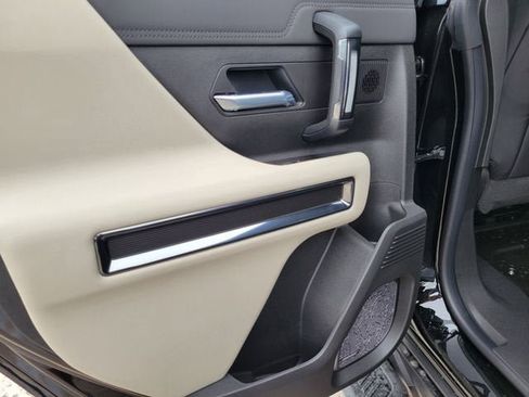 New 2026 GMC Hummer EV SUV image 9