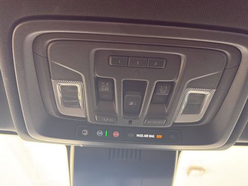 Used 2023 GMC Sierra 1500 AT4 w/ AT4 Premium Package image 36