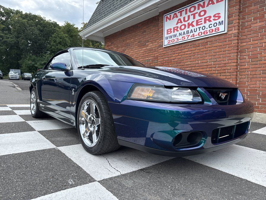 Used 2004 Ford Mustang Cobra RWD image 8