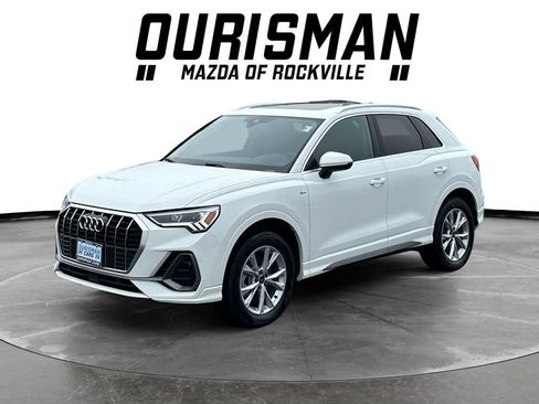 Used 2023 Audi Q3 2.0T Premium image 2