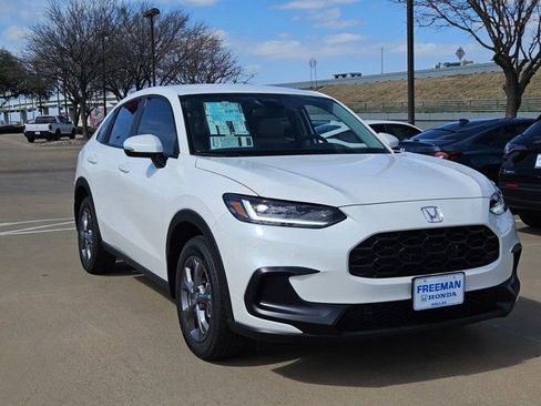 New 2026 Honda HR-V LX image 3