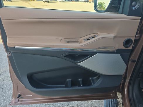 New 2026 Lincoln Navigator Black Label AWD/4WD image 17