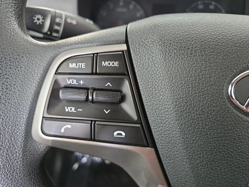 Used 2019 Hyundai Accent SE FWD image 21