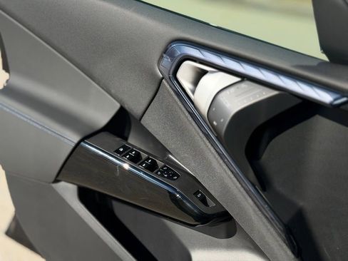 New 2026 BMW X3 xDrive30 w/ M Sport Package AWD/4WD image 19