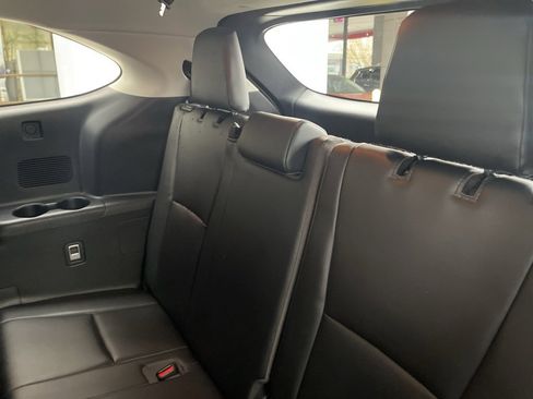 Used 2022 Toyota Highlander XLE image 50