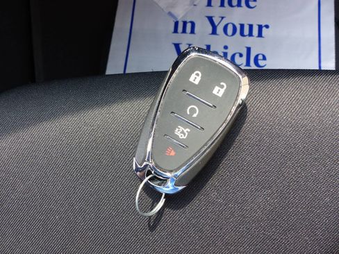 Used 2021 Chevrolet Malibu RS FWD image 45