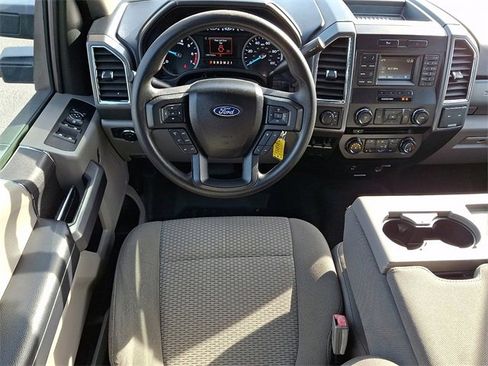 Used 2018 Ford F250 XLT image 2