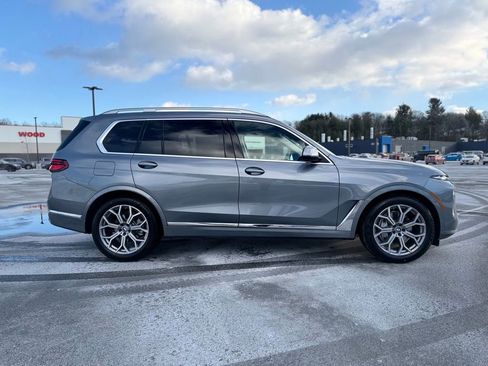 New 2026 BMW X7 xDrive40i image 8