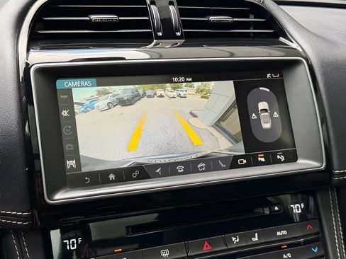 Used 2018 Jaguar F-PACE S AWD/4WD image 40