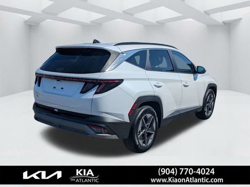 Used 2025 Hyundai Tucson SEL image 3