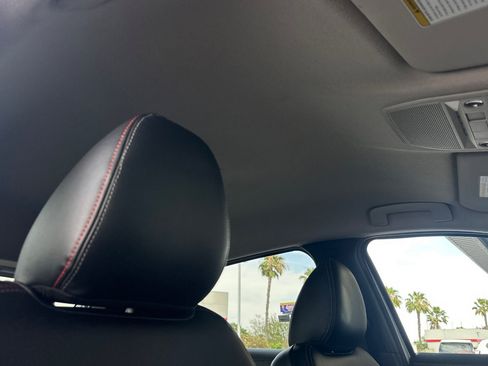 Used 2025 Nissan Kicks SR FWD image 16
