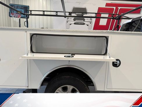New 2026 RAM 3500 Tradesman w/ Chrome Appearance Group A AWD/4WD image 4