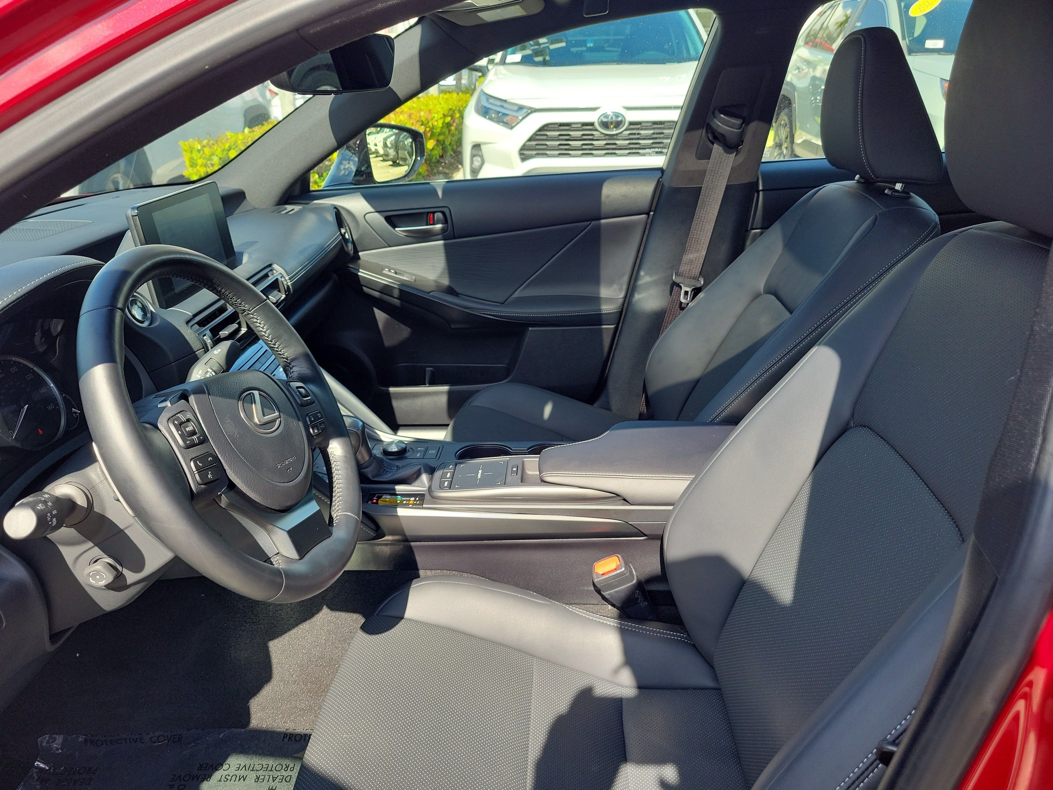 Used 2025 Lexus IS 300 w/ Premium Package RWD image 21