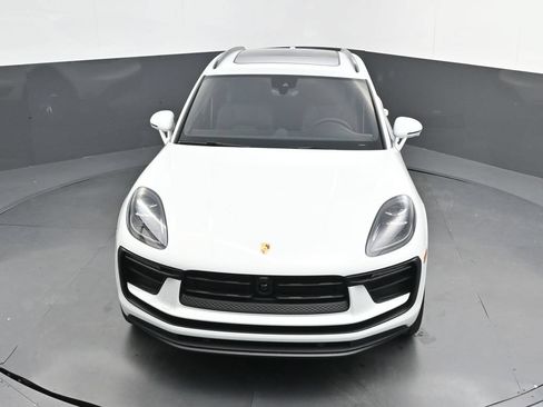 New 2026 Porsche Macan AWD/4WD image 34