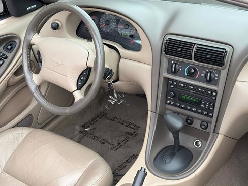 Used 2001 Ford Mustang GT image 14