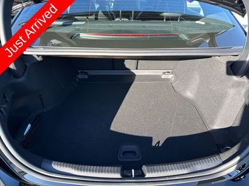 Used 2025 Mercedes-Benz C 300 Sedan image 8