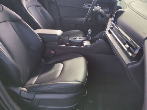 Used 2023 Kia Sportage EX FWD image 27