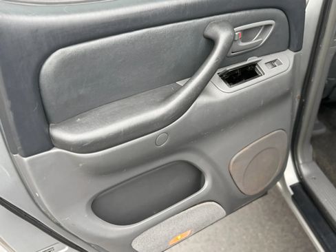 Used 2005 Toyota Tundra SR5 image 35