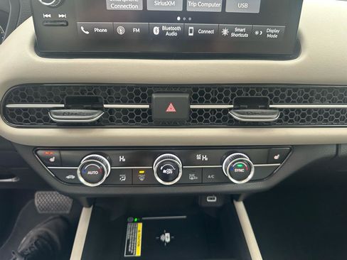 Used 2024 Honda HR-V EX-L image 16