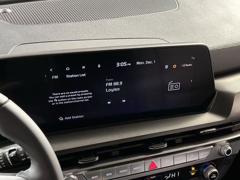 New 2025 Kia Telluride S image 16