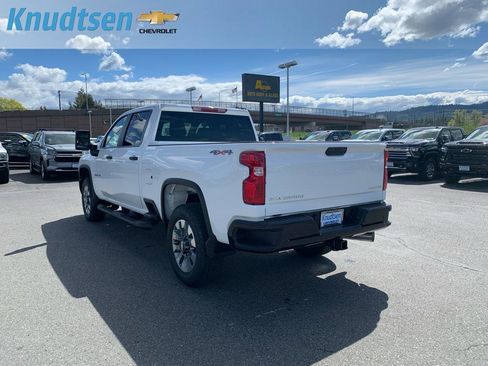 New 2026 Chevrolet Silverado 2500 Custom w/ Custom Value Package AWD/4WD image 5