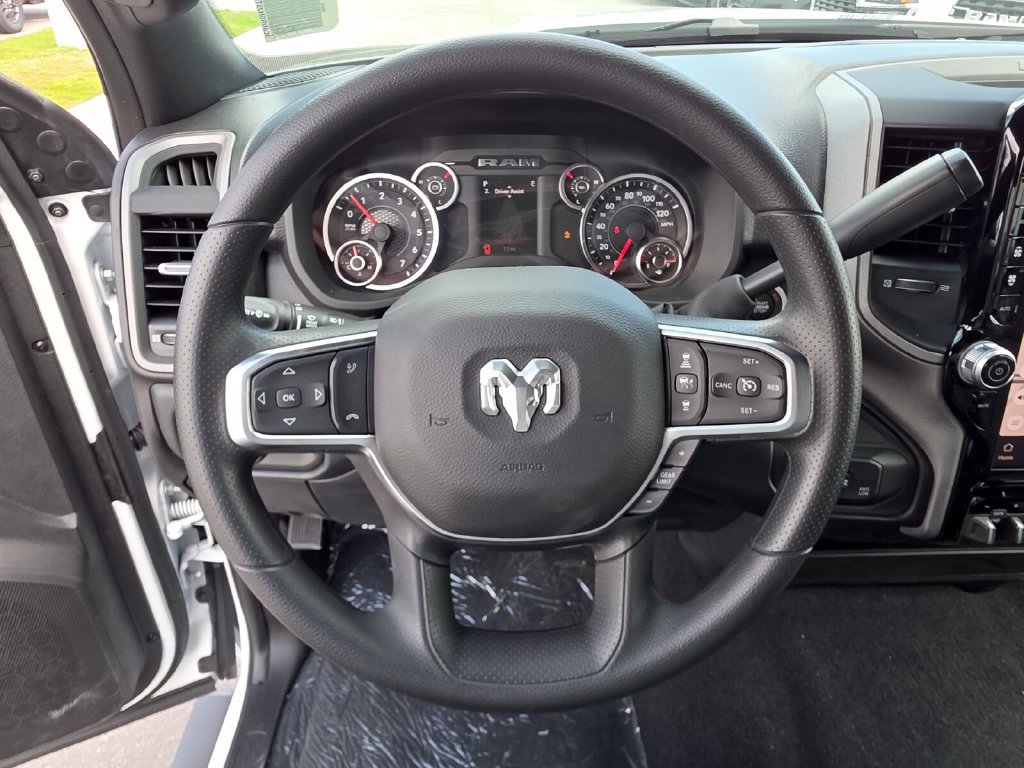 New 2026 RAM 2500 Tradesman AWD/4WD image 17