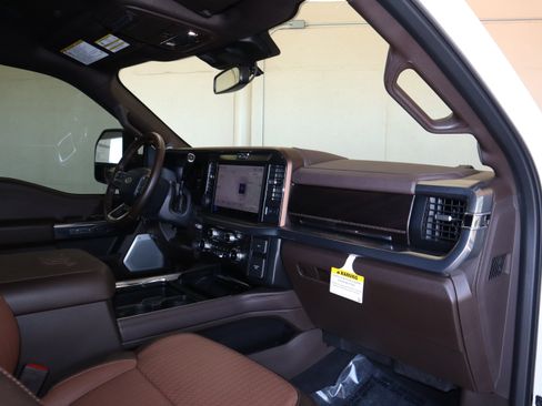 Certified 2026 Ford F350 King Ranch w/ Tremor Off-Road Package AWD/4WD image 39