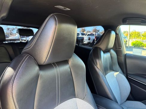 Used 2020 Toyota Corolla XSE image 14