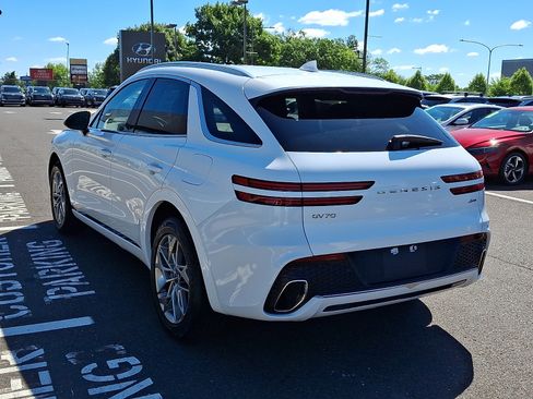 Used 2025 Genesis GV70 2.5T AWD/4WD image 4