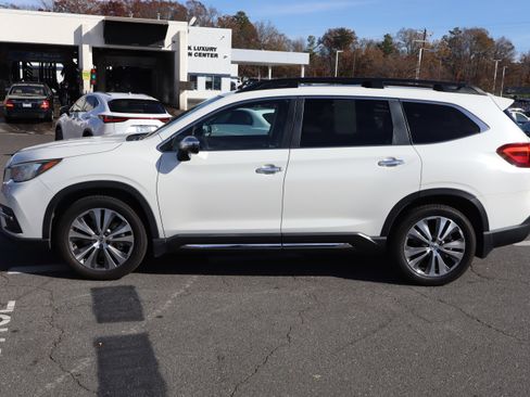 Used 2019 Subaru Ascent Touring w/ Popular Package #2A image 7